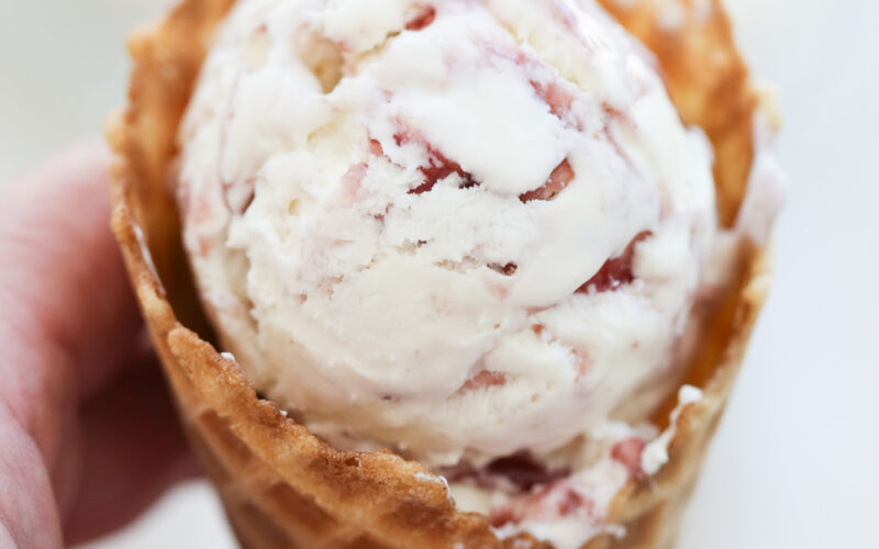 hand holding an ice cream cone